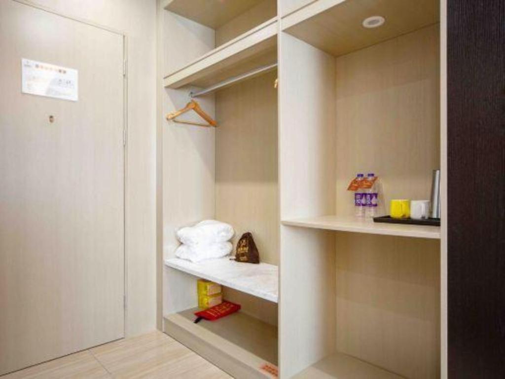 Gya Changzhou Wujin District Hutang New Era Furniture Plaza Hotel Zewnętrze zdjęcie