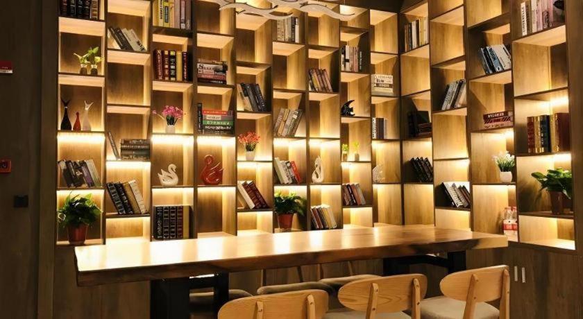 Gya Changzhou Wujin District Hutang New Era Furniture Plaza Hotel Zewnętrze zdjęcie