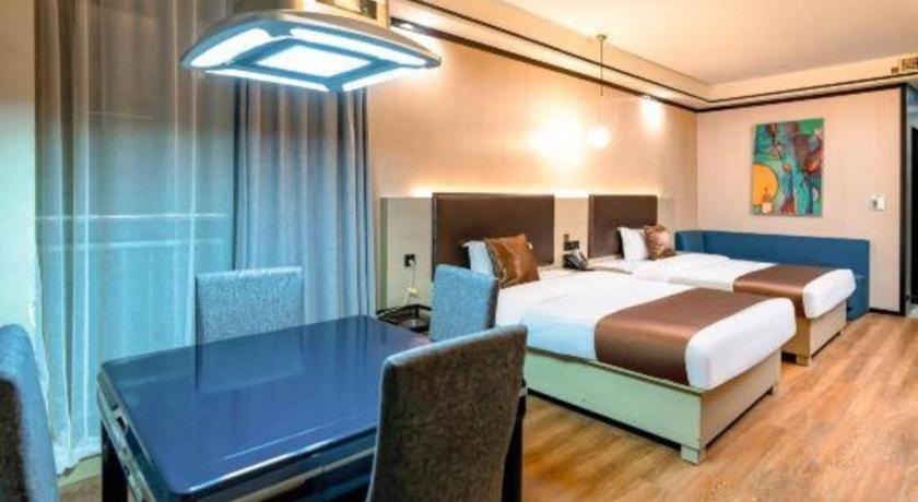 Gya Changzhou Wujin District Hutang New Era Furniture Plaza Hotel Zewnętrze zdjęcie