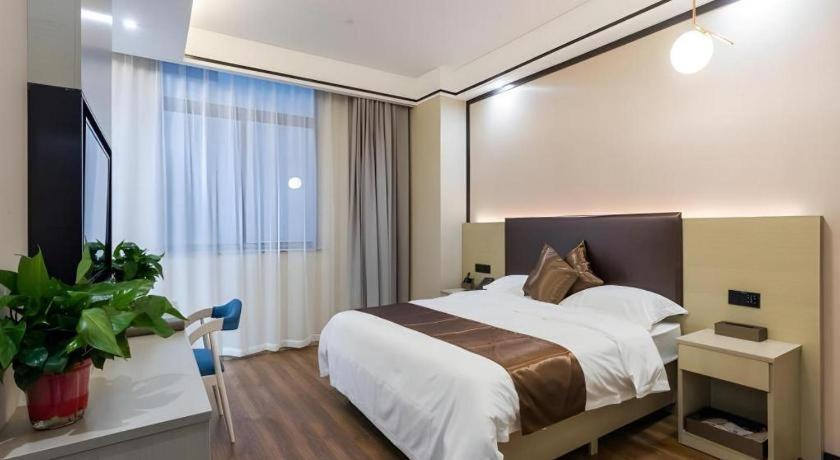 Gya Changzhou Wujin District Hutang New Era Furniture Plaza Hotel Zewnętrze zdjęcie